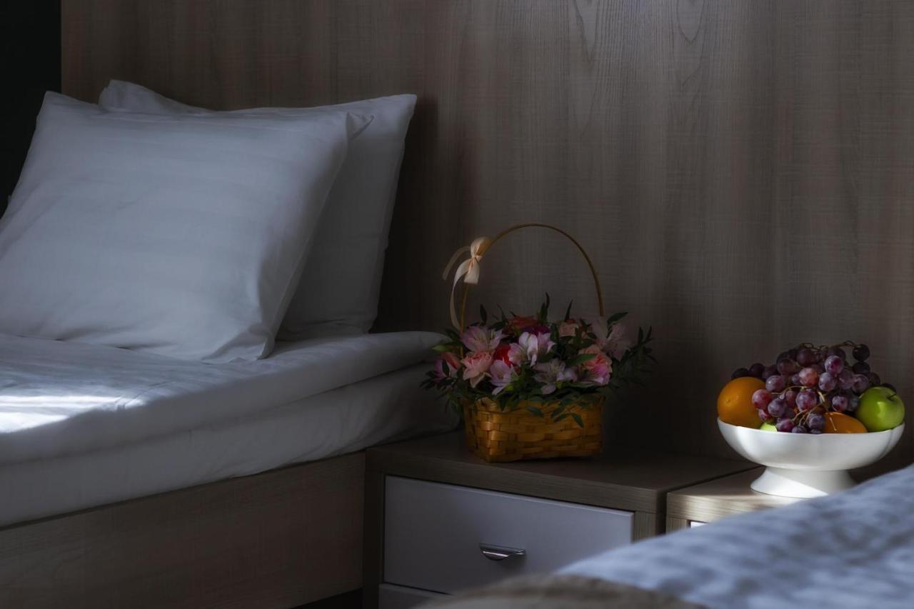 Aykun Hotel By Ag Hotels Group アスターナ エクステリア 写真